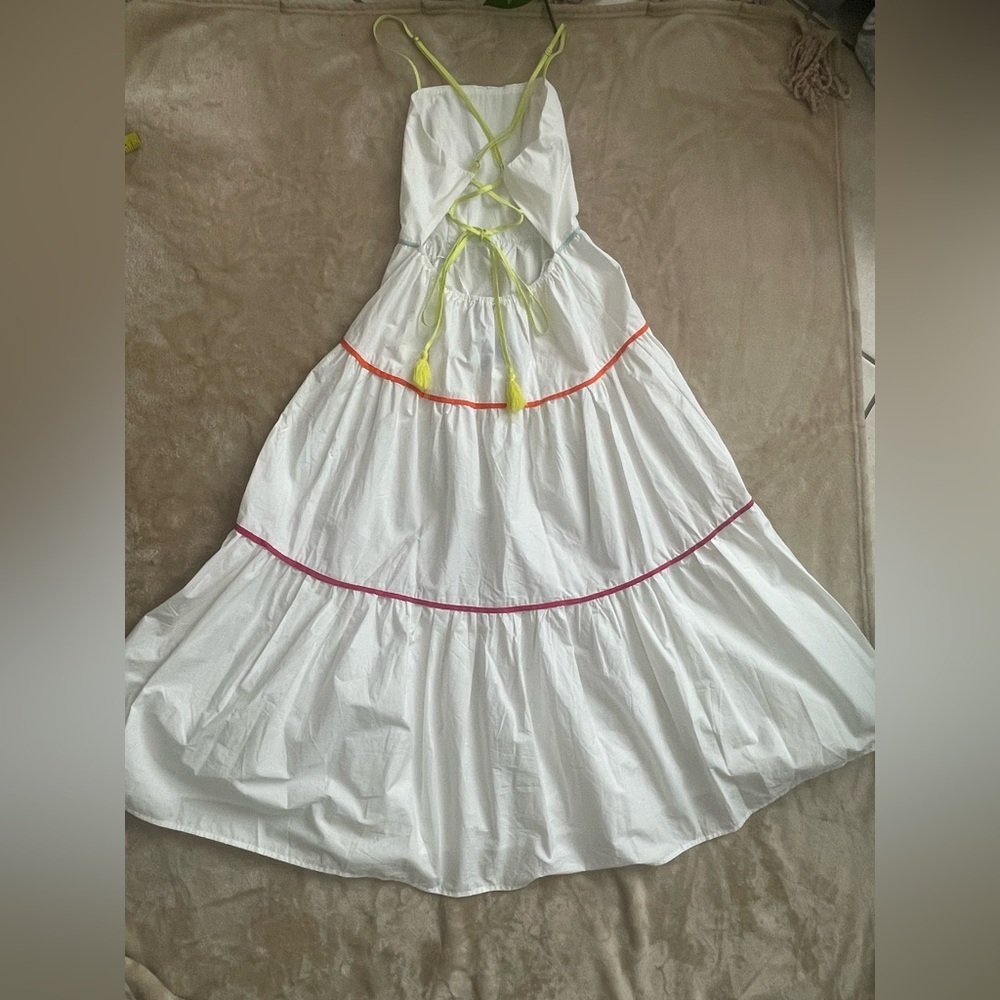 Aakaa White Dress with Lime Accents - Picture 5 of 11